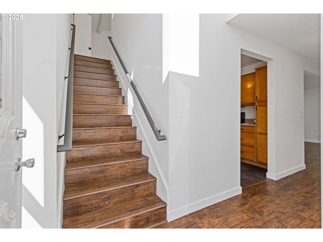 23 Se 205TH Pl, Gresham, OR 97030