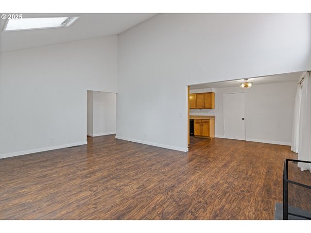 23 Se 205TH Pl, Gresham, OR 97030