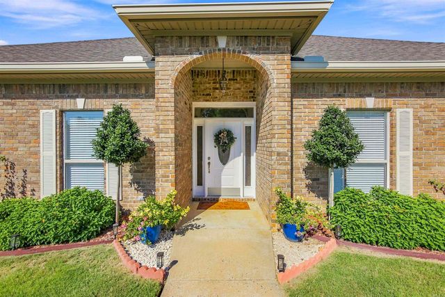 4116 Wildflower Lane, Benton, AR 72015