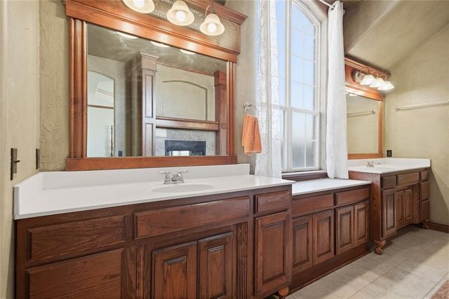 9125 SW 28th Street, Oklahoma City, OK 73128