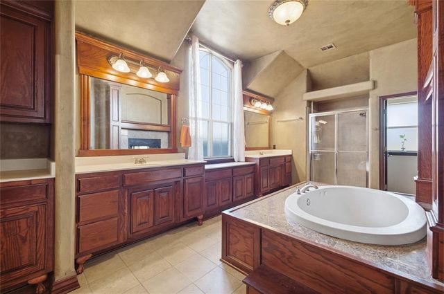 9125 SW 28th Street, Oklahoma City, OK 73128