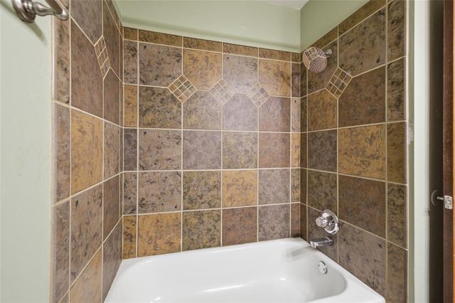 9125 SW 28th Street, Oklahoma City, OK 73128