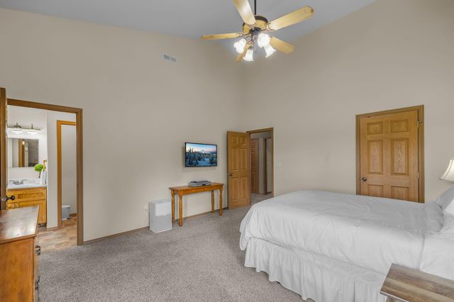 50940 S Huntington Road, La Pine, OR 97739