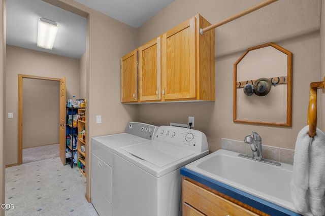 50940 S Huntington Road, La Pine, OR 97739