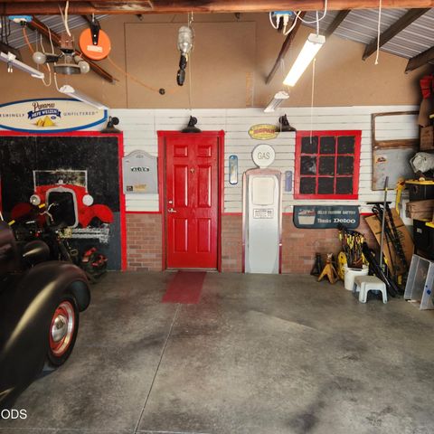 50940 S Huntington Road, La Pine, OR 97739