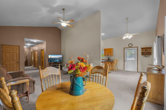 50940 S Huntington Road, La Pine, OR 97739