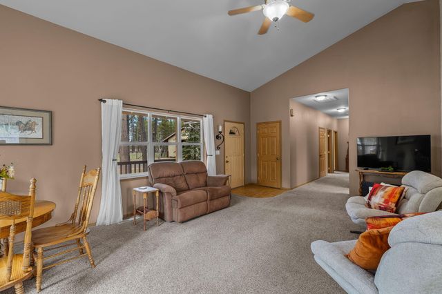 50940 S Huntington Road, La Pine, OR 97739