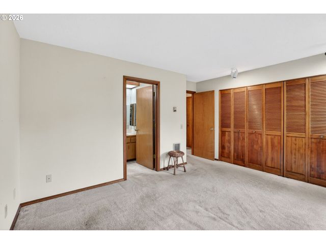 14851 Ne SACRAMENTO St 127, Portland, OR 97230