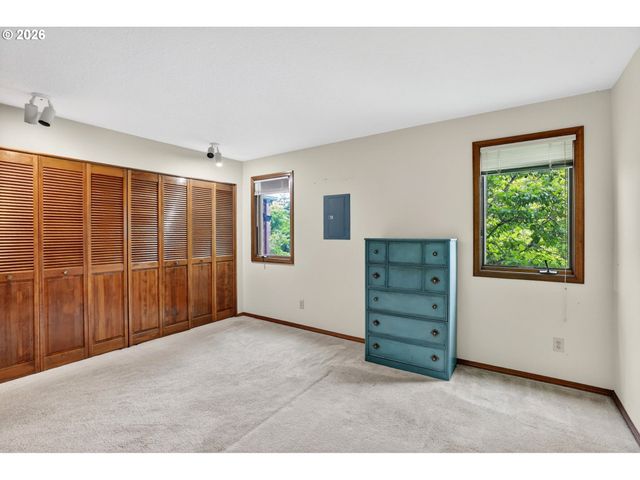 14851 Ne SACRAMENTO St 127, Portland, OR 97230