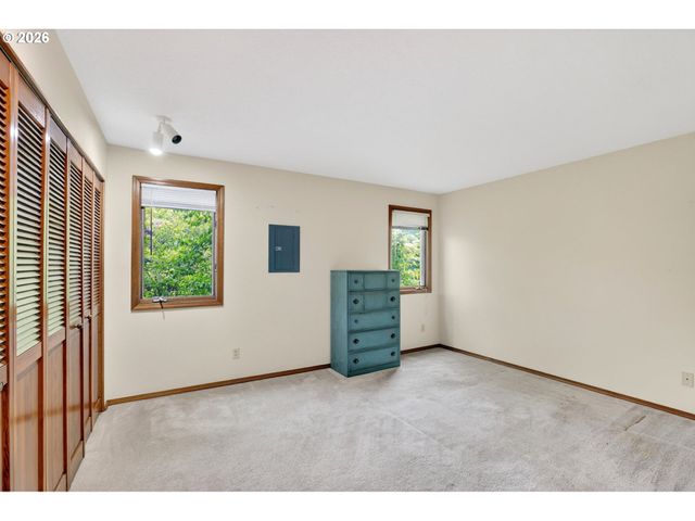 14851 Ne SACRAMENTO St 127, Portland, OR 97230