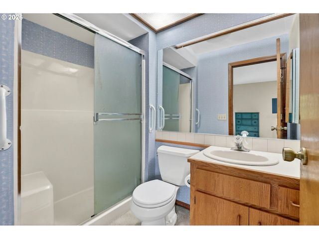 14851 Ne SACRAMENTO St 127, Portland, OR 97230