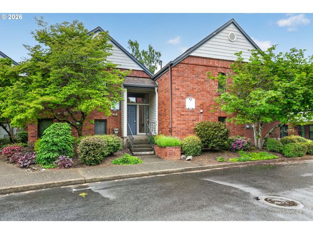 14851 Ne SACRAMENTO St 127, Portland, OR 97230