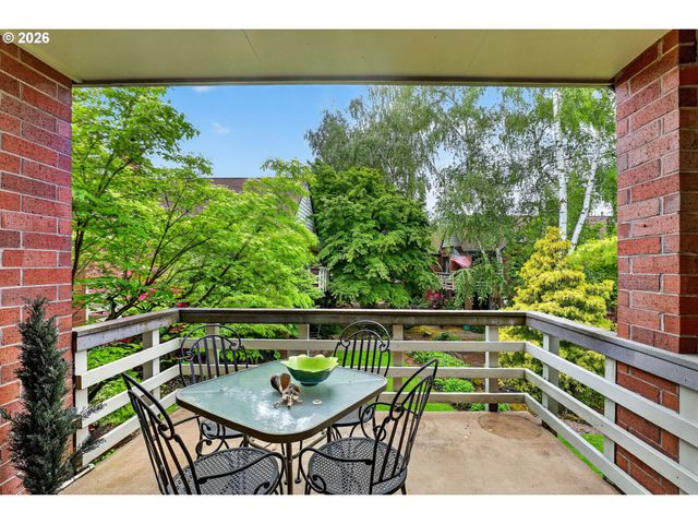 14851 Ne SACRAMENTO St 127, Portland, OR 97230