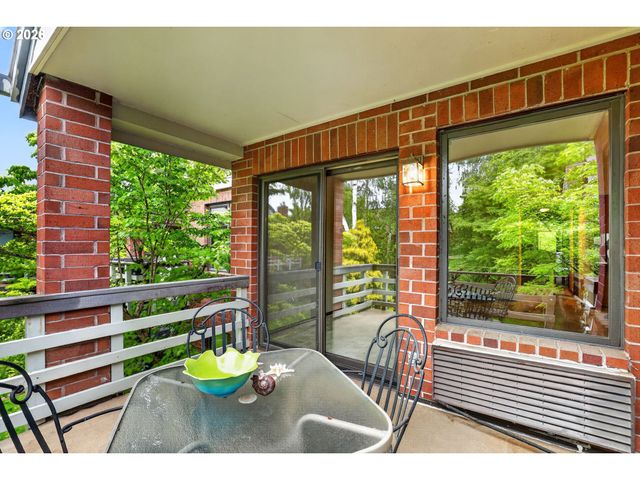 14851 Ne SACRAMENTO St 127, Portland, OR 97230