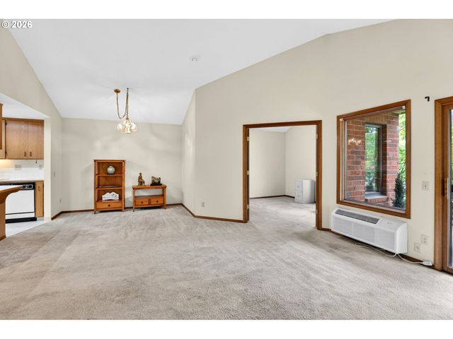 14851 Ne SACRAMENTO St 127, Portland, OR 97230