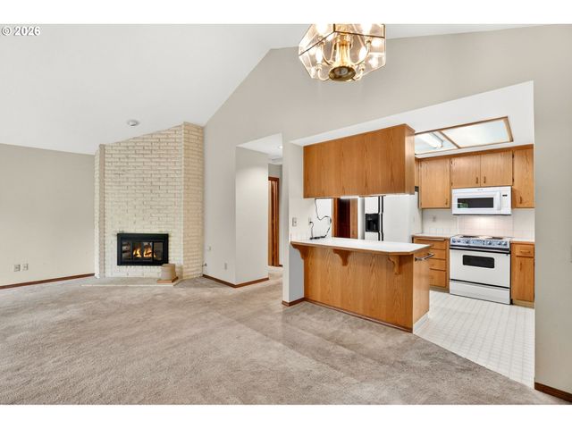14851 Ne SACRAMENTO St 127, Portland, OR 97230