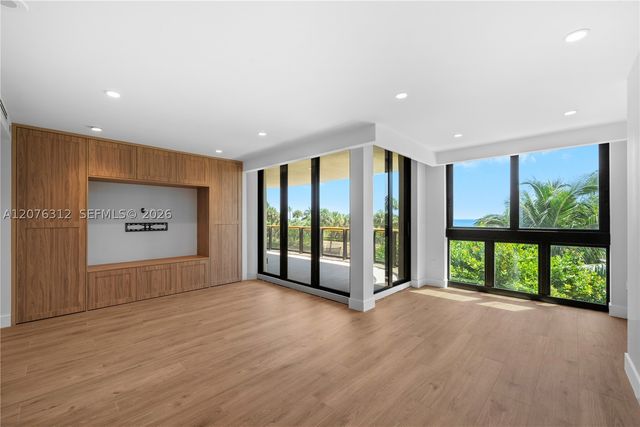 9999 Collins Ave 3F, Bal Harbour, FL 33154