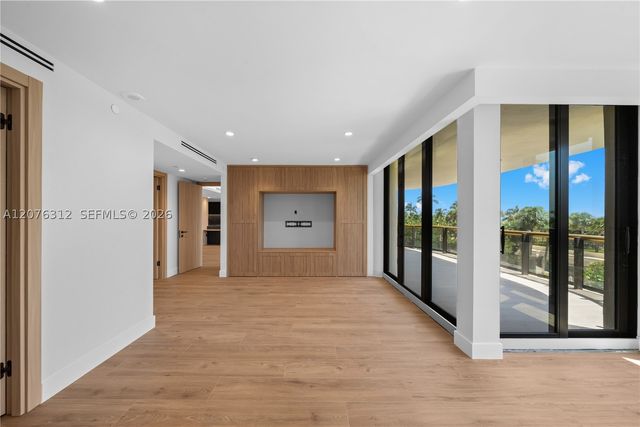9999 Collins Ave 3F, Bal Harbour, FL 33154