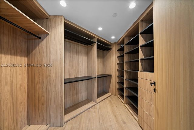 9999 Collins Ave 3F, Bal Harbour, FL 33154