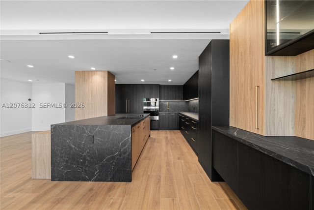 9999 Collins Ave 3F, Bal Harbour, FL 33154