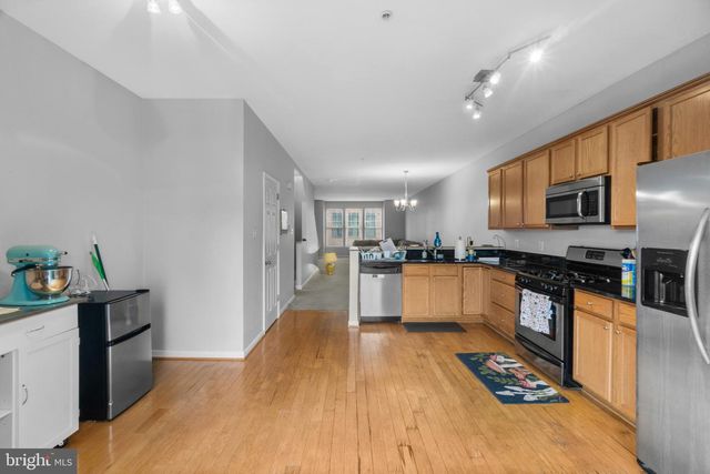 530 CANTON CT, Baltimore, MD 21224