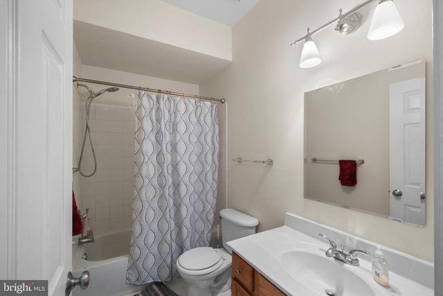 530 CANTON CT, Baltimore, MD 21224