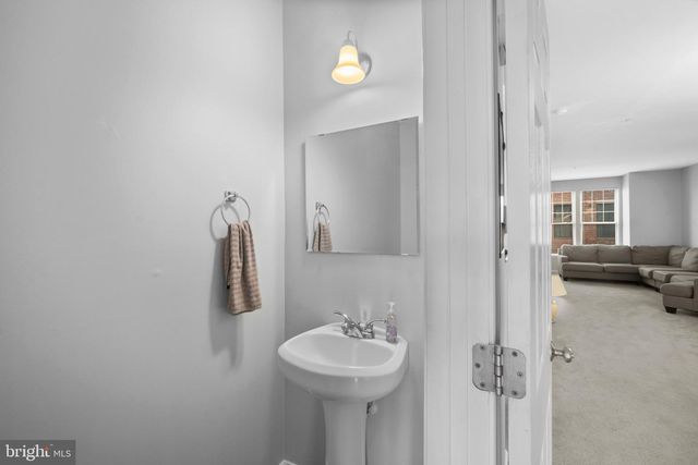 530 CANTON CT, Baltimore, MD 21224