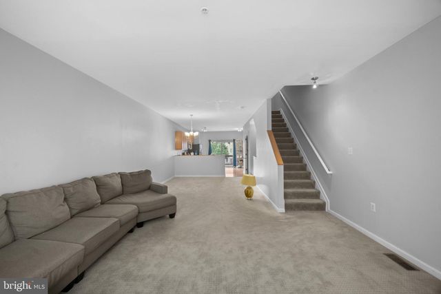 530 CANTON CT, Baltimore, MD 21224