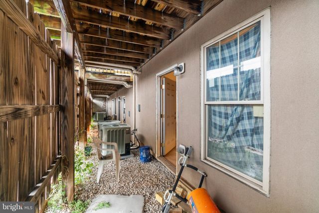 530 CANTON CT, Baltimore, MD 21224