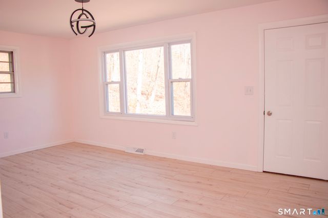 5 Assumption Street, New Haven, CT 06513