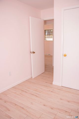 5 Assumption Street, New Haven, CT 06513