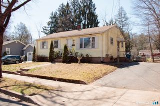 5 Assumption Street, New Haven, CT 06513