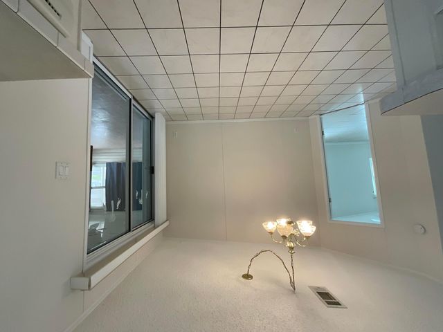827 Sunglow Street, Boynton Beach, FL 33436