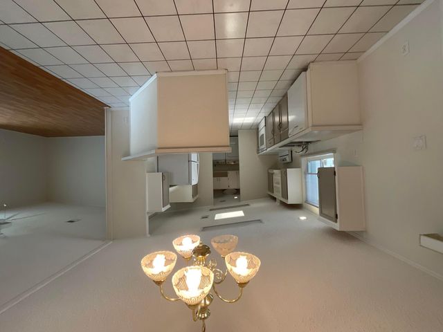 827 Sunglow Street, Boynton Beach, FL 33436