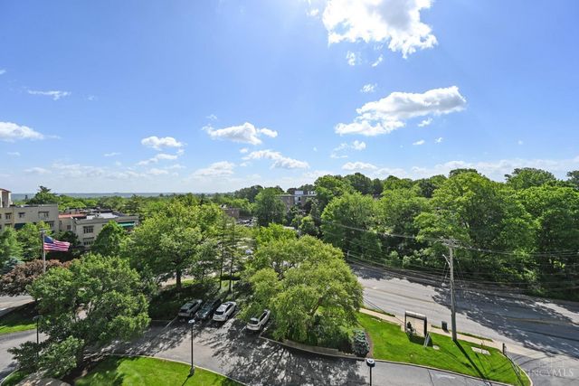 2324 Madison Road, Cincinnati, OH 45208