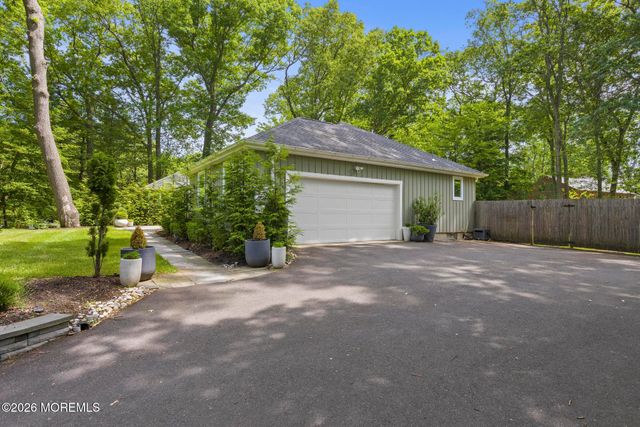 198 Borden Road, Middletown, NJ 07748