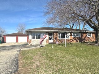 141 Pfitzer Drive, Bradley, IL 60915