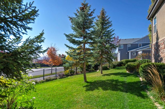 4787 N WHISPER WOOD DR, Lehi, UT 84043