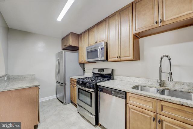 1808 MORRIS RD SE, Washington, DC 20020