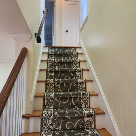 71 Davis Street, East Rockaway, NY 11518