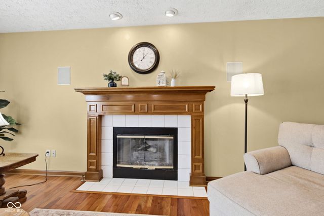 7101 Lakeside Woods Drive, Indianapolis, IN 46278