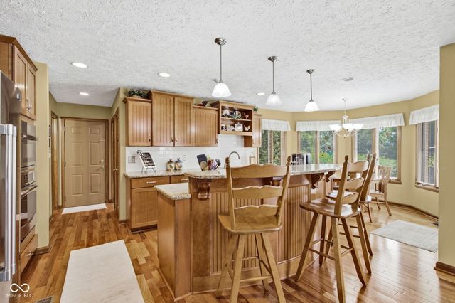 7101 Lakeside Woods Drive, Indianapolis, IN 46278
