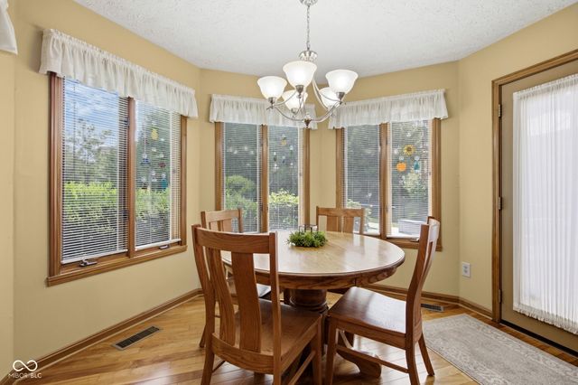 7101 Lakeside Woods Drive, Indianapolis, IN 46278