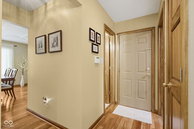 7101 Lakeside Woods Drive, Indianapolis, IN 46278