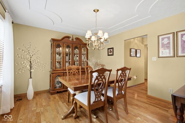 7101 Lakeside Woods Drive, Indianapolis, IN 46278