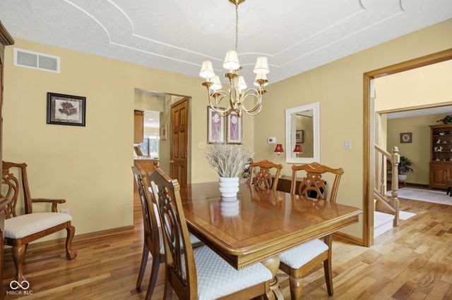 7101 Lakeside Woods Drive, Indianapolis, IN 46278