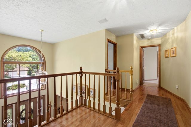 7101 Lakeside Woods Drive, Indianapolis, IN 46278