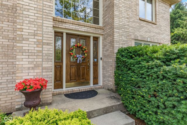 7101 Lakeside Woods Drive, Indianapolis, IN 46278