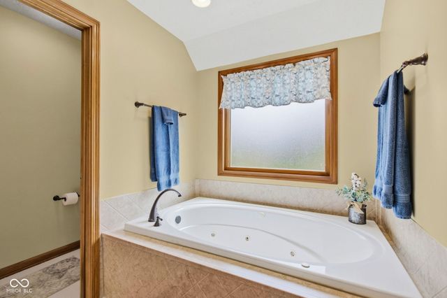 7101 Lakeside Woods Drive, Indianapolis, IN 46278