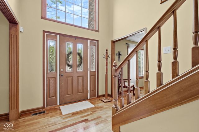7101 Lakeside Woods Drive, Indianapolis, IN 46278